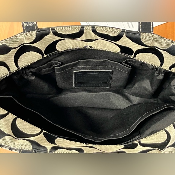 Coach Black/Grey Signature Canvas and Patent Leather Tote/Laptop Bag - Picture 12 of 13